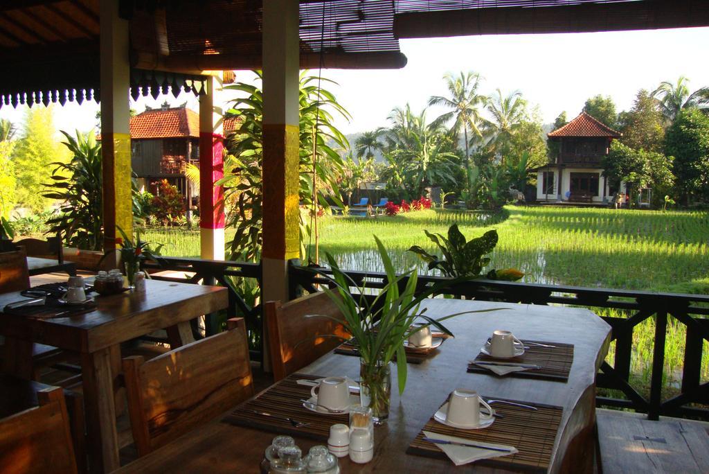 Atres Villa Munduk  Exterior photo