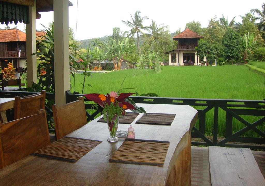 Atres Villa Munduk  Exterior photo