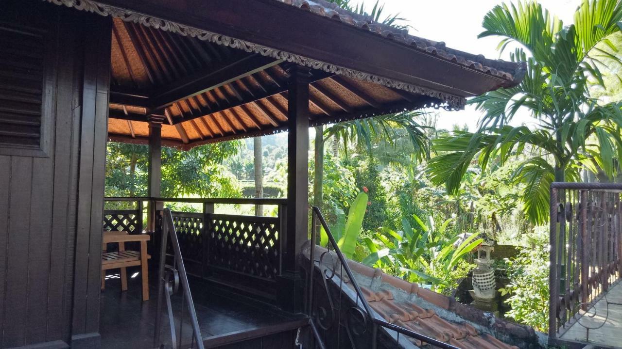 Atres Villa Munduk  Exterior photo